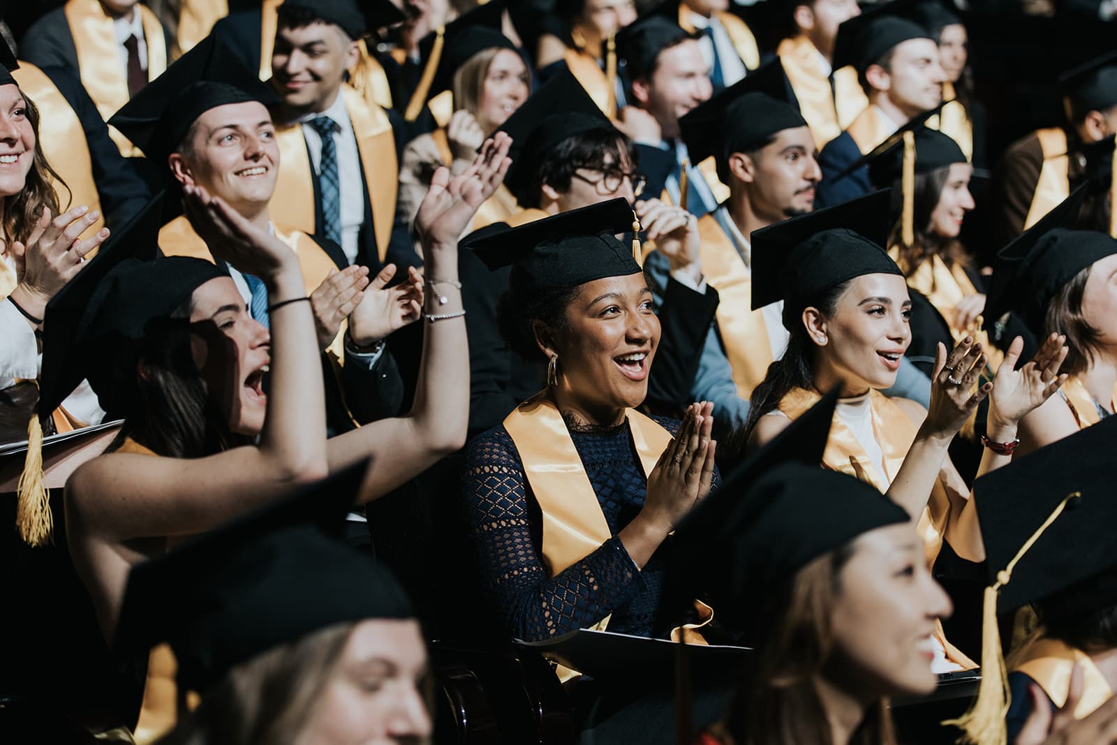 CD25-Students-applause